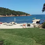 Le Ginestre 4* פורטו צ'רבו