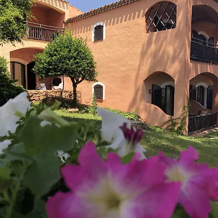 Hotel Le Ginestre 4*